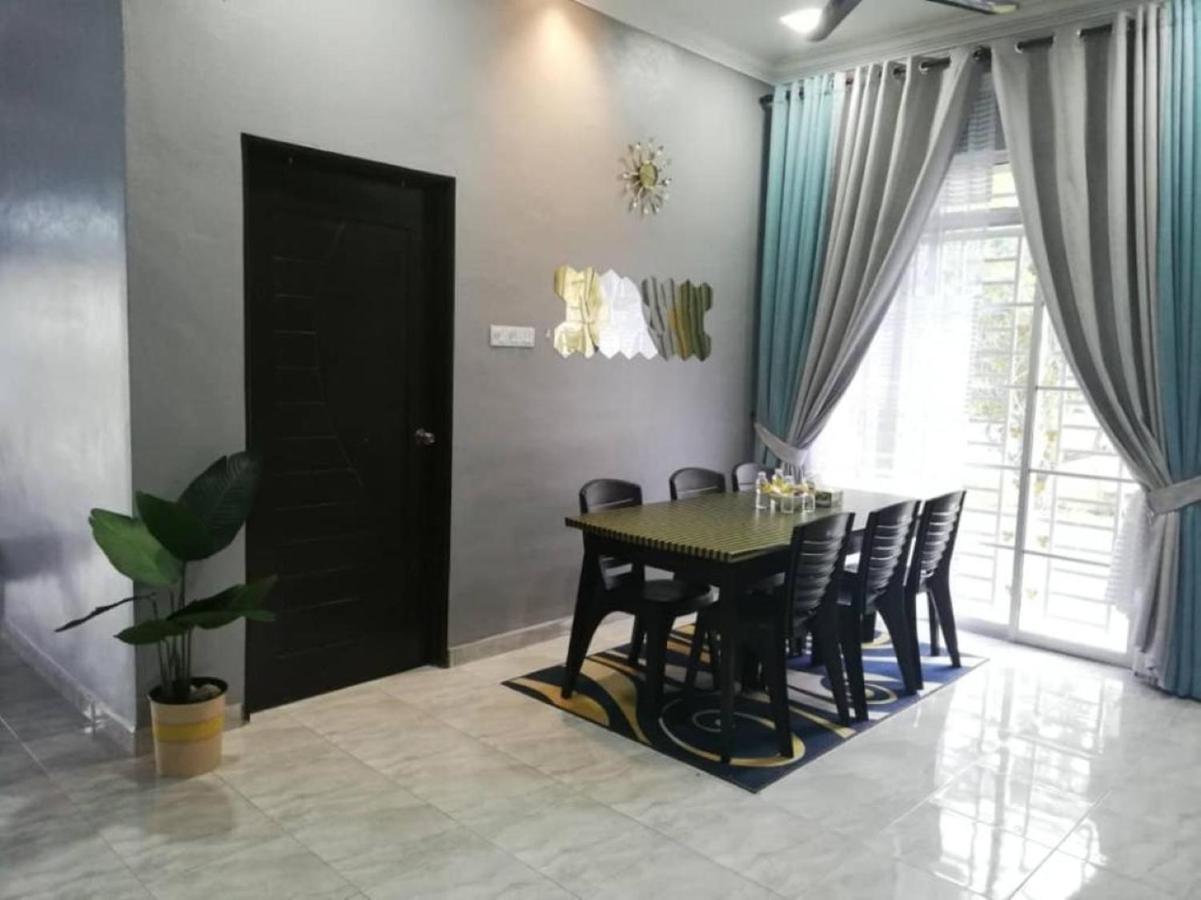 Damai D Homestay Kangar Exterior foto