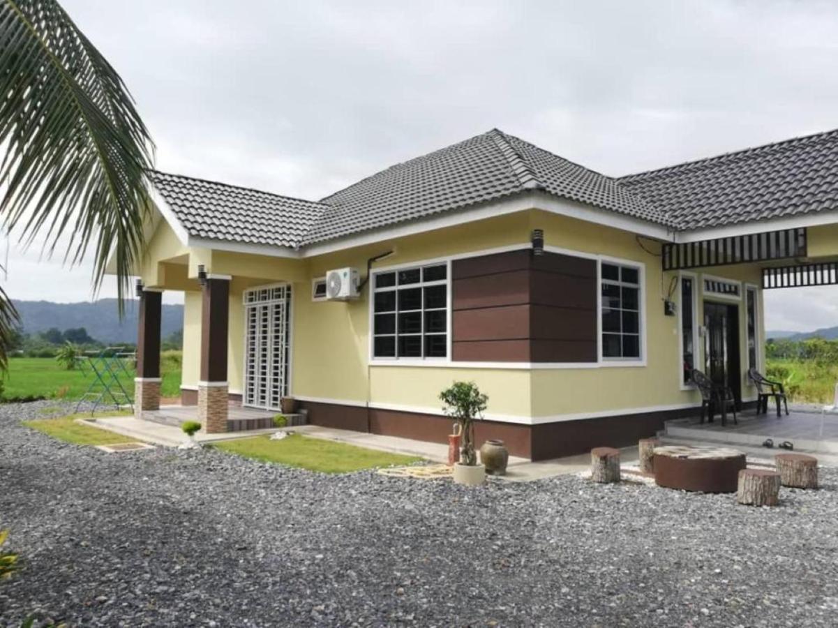Damai D Homestay Kangar Exterior foto